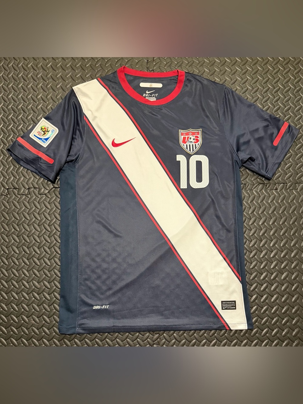 Donovan USA Retro Away Jersey 2010 Worldcup #10 Vintage Style